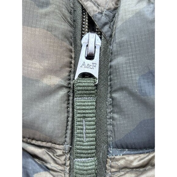 Abercrombie & Fitch Camo Puffer Jacket M Water & Wind Resistant Down Insulated G - Picture 12 of 14